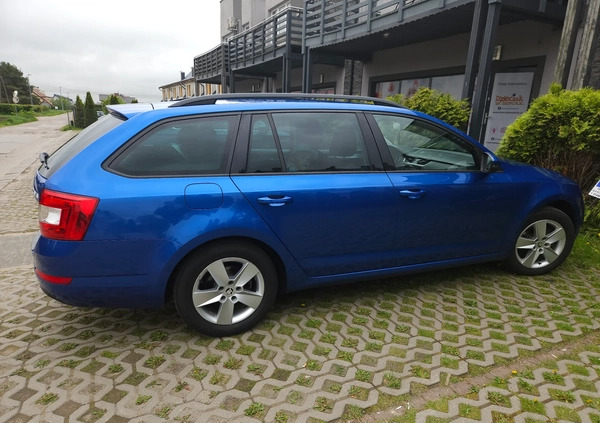 Skoda Octavia cena 36900 przebieg: 218500, rok produkcji 2016 z Piwniczna-Zdrój małe 137